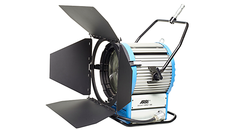 ARRI Daylight compact 4000 · Alquiler de equipos audiovisuales en Bogotá, Colombia · ARTTV Pro Rental